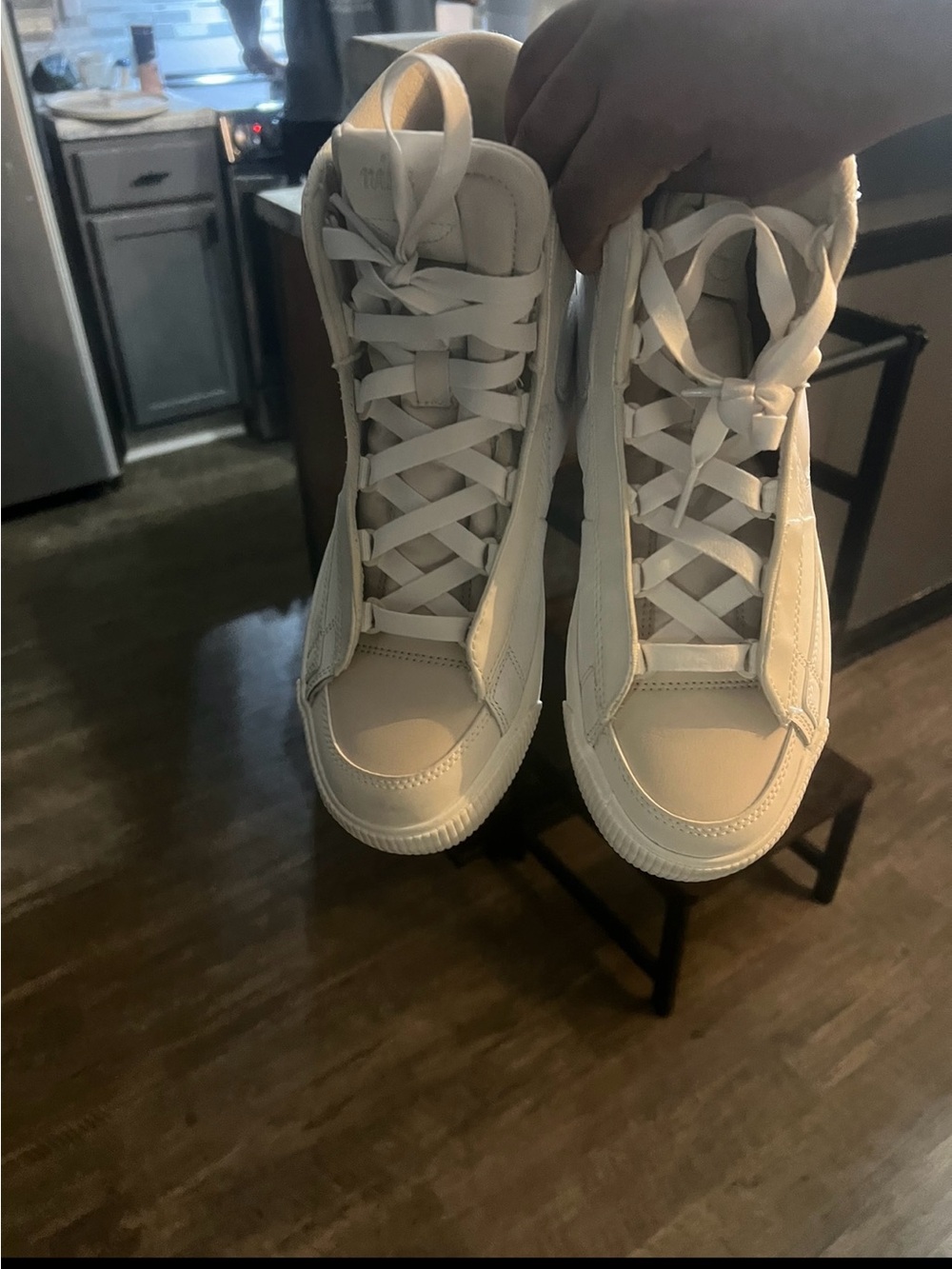 Nike Women's High-Top Blazers in Off-White